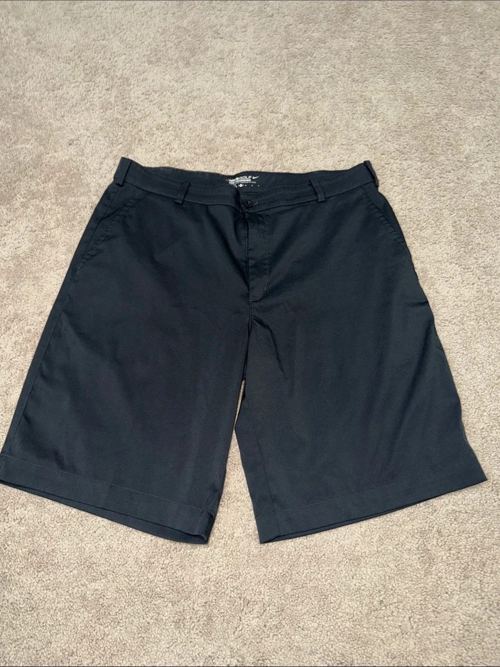 NWOT Nike Golf Tour Performance Shorts in black